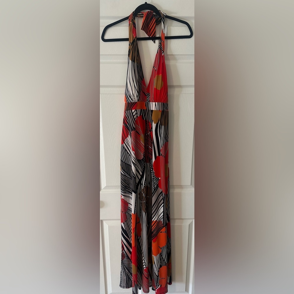 NWOT Women’s MUSE Halter Maxi Dress Floral Print Tropical Beach  Dress. Size 14.